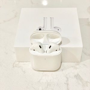 Apple AirPods second generation
